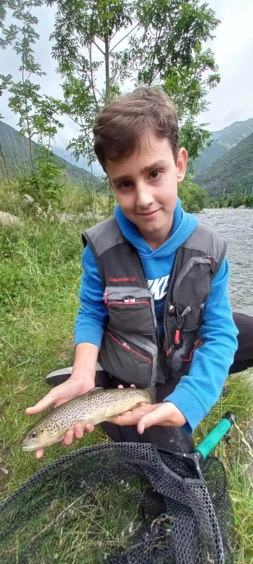 Fly fishing camps banner 02 home Fly fishing camps banner 02 home