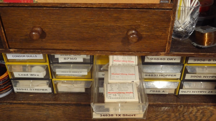 Hook storage Hook storage